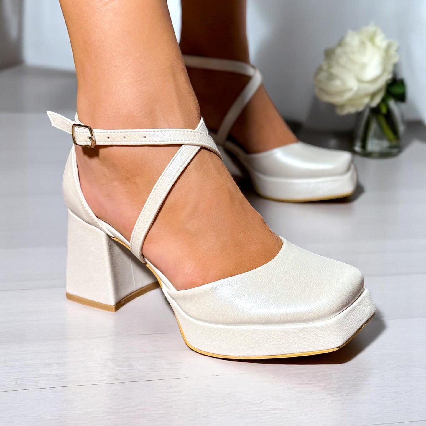 Vintage Platform Wedding Shoes, Pearl Comfy Closed Toe Bridal Shoes, Block Heels